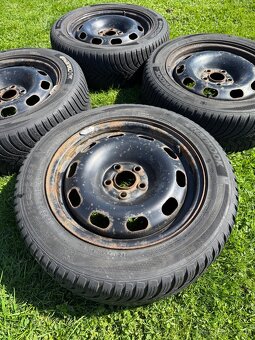 Zimní pneu + Plechové disky Škoda - R15 - 5
