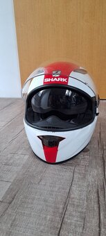 Helma na motorku Shark vel. M - 5