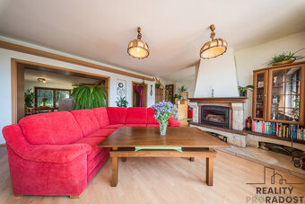 Prodej rodinného domu 315 m2, pozemek 834 m2, Perunská Hodon - 5
