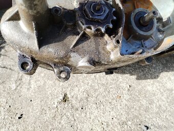 Motor, se štítkem, Jawa Pionýr - 5