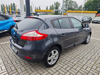 Mégane LIMTED 1,.6 16V 81kW - 5