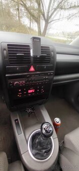 Audio A2 1.4i - 5