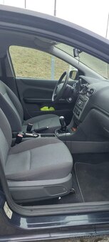 Ford Focus Hatchback 2007 - 5