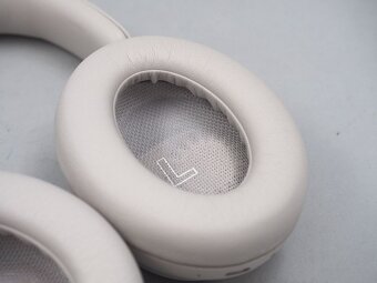 Bose QC Ultra – top stav + kompletní příslušenství - 5