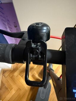 Prodám elektrickou koloběžku Xiaomi Mi Electric Scooter Pro - 5