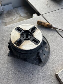 Šedá dlažba na balkón - 5