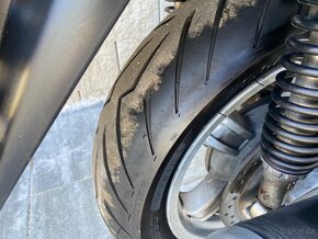 Yamaha Versity 300 - 5