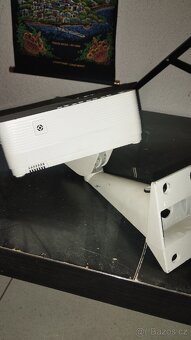 Projektor Vankio+plátno se stojanem - 5