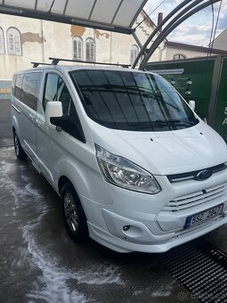 Ford tourneo custom L2H1 2.2l 114kw 8 míst - 5