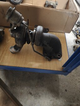 Ford transit 2,2 63 kW motor a díly - 5