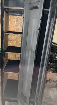 Plechová dvouskříň s policemi - 5