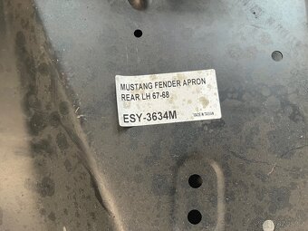 Směs věci 1967/68 Ford Mustang - 5