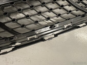 Mercedes GLC 2020 X253 přední maska grill - 5