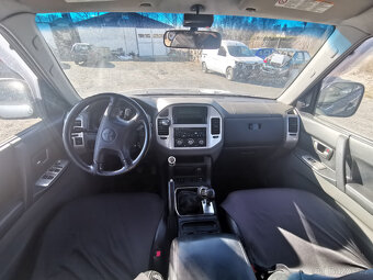 Mitsubishi Pajero 3.2 DI-D 4x4 - 5
