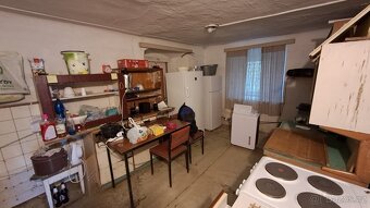 Pronájem 5 místností s garáží a velkým pozemkem u Frýdlantu - 5