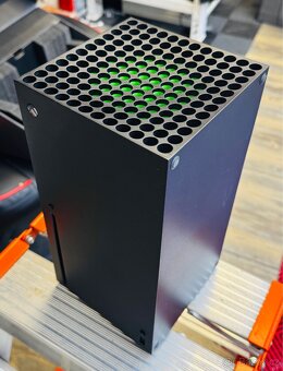 XBOX X - 5