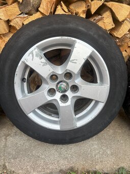 Litá kola se zimními pneu (185/60 R14) - 5