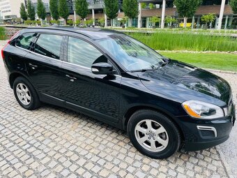 Volvo XC60 2.4D 5VÁLEC 4x4 AUTOMAT NAVIGACE SENZORY - 5