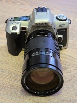 Analog Minolta Dynax 505 si super + Sigma 28-210 - 5