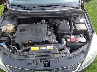 Kia Ceed - 5