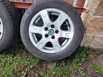 Letní sada alu kola - originál Škoda - 185/60 R14 82T - 5