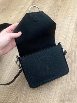 Nová černá crossbody kabelka HM - 5