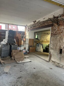 Pronájem skladu, dílny nebo garáží. - 5