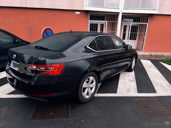 SKODA SUPERB 1.6 TDI · 88 kW · DSG 2018 - 5