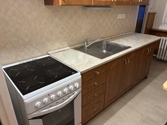 Pronájem bytu 2+1 v Pelhřimově - 5