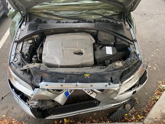 Havarované Volvo V70 - 5