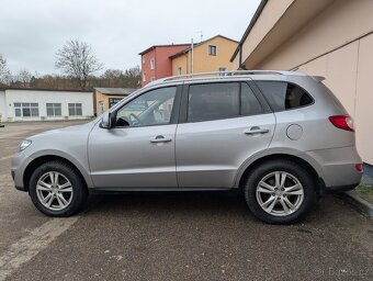 Hyundai Santa Fe 2011 4x4 - 5