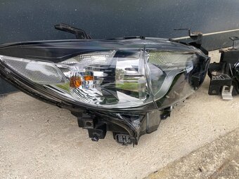 Bixenony Mazda 6 GJ před fl nové - 5