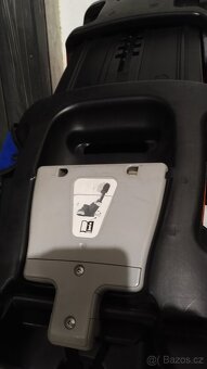 Dětská autosedačka 15-36 kg - 5