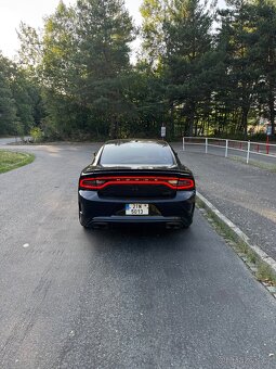 Dodge Charger 5.7 HEMI AWD - 5
