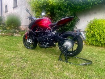 Mv Agusta Brutale 800RR - 5