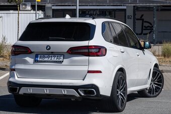 BMW X5 xDrive30d A/T 195kW (2020) - 5