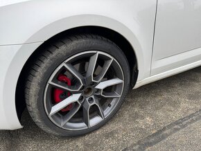 Veškeré náhradní díly z vozu Škoda Octavia III RS Combi 2014 - 5