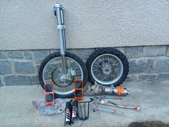 KTM LC4 640 - 620 KOLA, TLUMIČE, PUMPY, BRZDIČE ... - 5