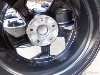 5x114,3 R16 Kia X Ceed original alu kola - 5