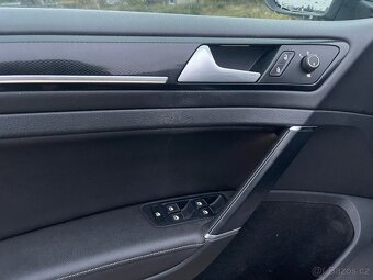 VOLKSWAGEN GOLF 1.6TDi VÝBAVA - na splátky pro všechny - 5