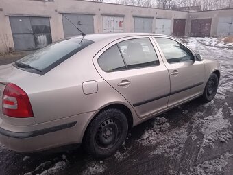 Prodám škoda octavia 2.0 tdi - 5