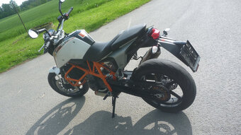 KTM 690 Duke - 5