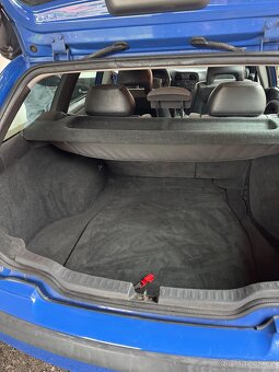 Volvo v40 - 5