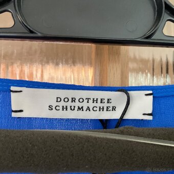 NOVÁ- Halenka Dorothee Schumacher- M - 5