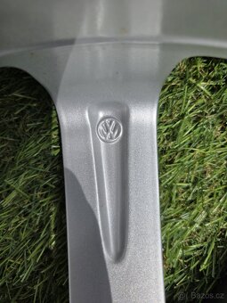 1ks nový orig.alu disk VW GOLF 17" 5x112 model Dijon - 5