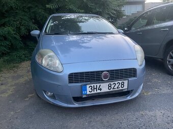 Prodám nebo vyměním Fiat Grande Punto 1.2i  48 KW   R.V.2009 - 5