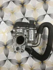 AGR-Ventil  mercedes benz 3.0 cdi A6421402560 - 5