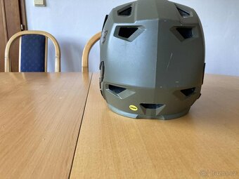 Lehká a odvětraná cyklistická helma FOX vel. YS - 5