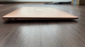 Macbook Air 13” 2019 rose gold - 5