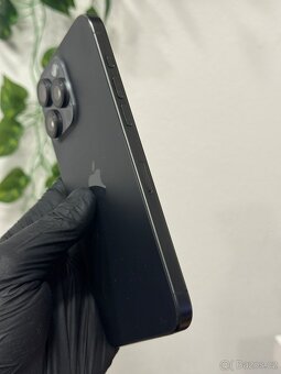 iPhone 15 Pro Max 256GB černý - 5